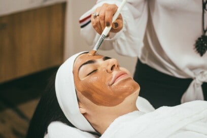 7 Types of Facials & What They Do For the Skin